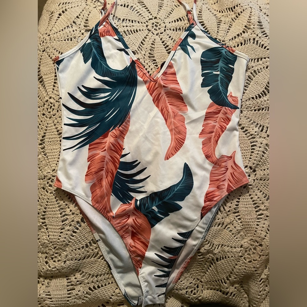 XL SHEIN bodysuit